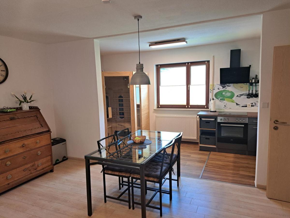 Hof Helmenhube 2 Apartman Gammelsbach Kültér fotó